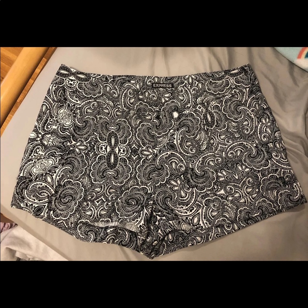 Express Paisley Print Shorts